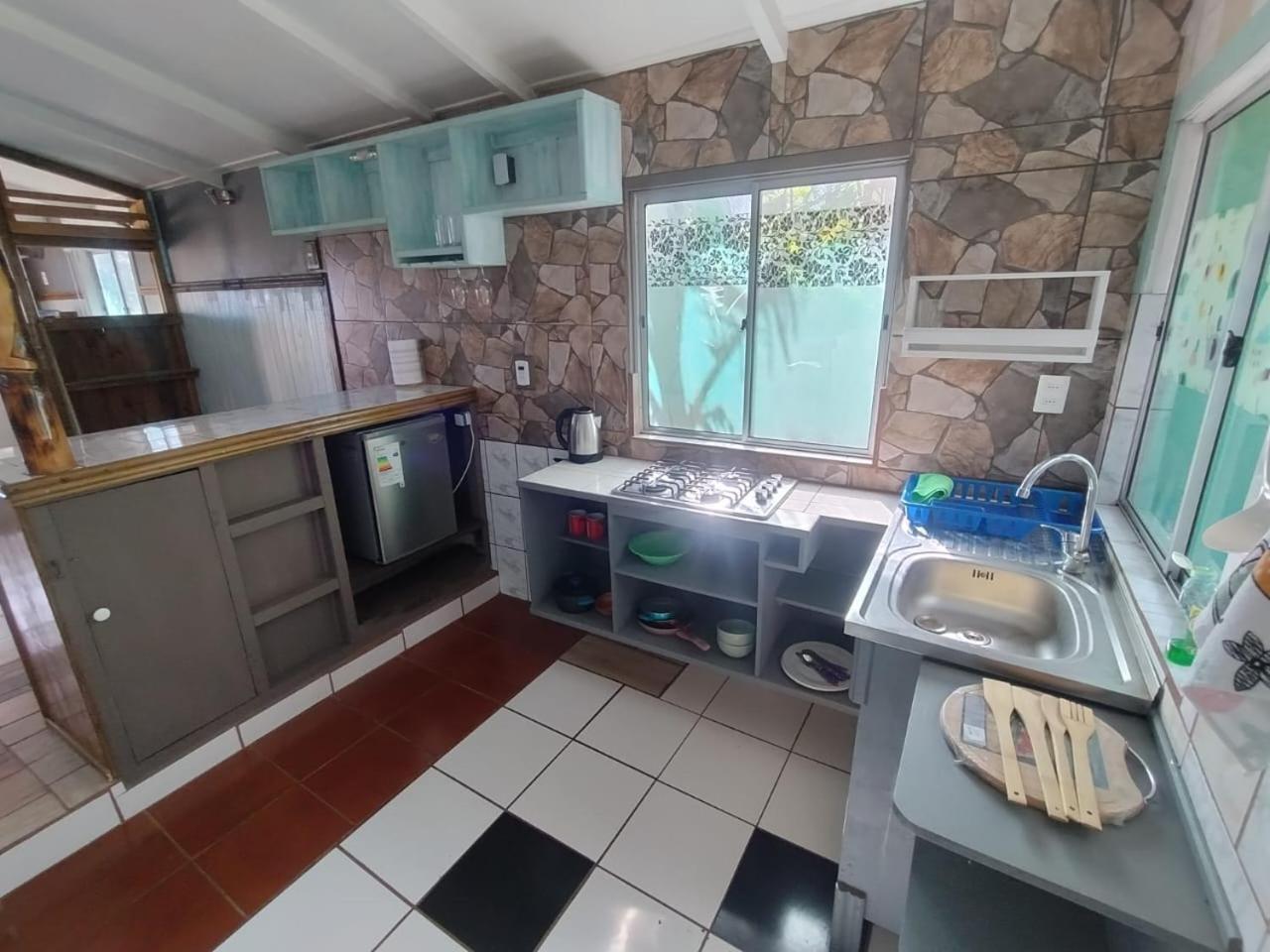 Cabanas Kitai Hanga Roa Esterno foto