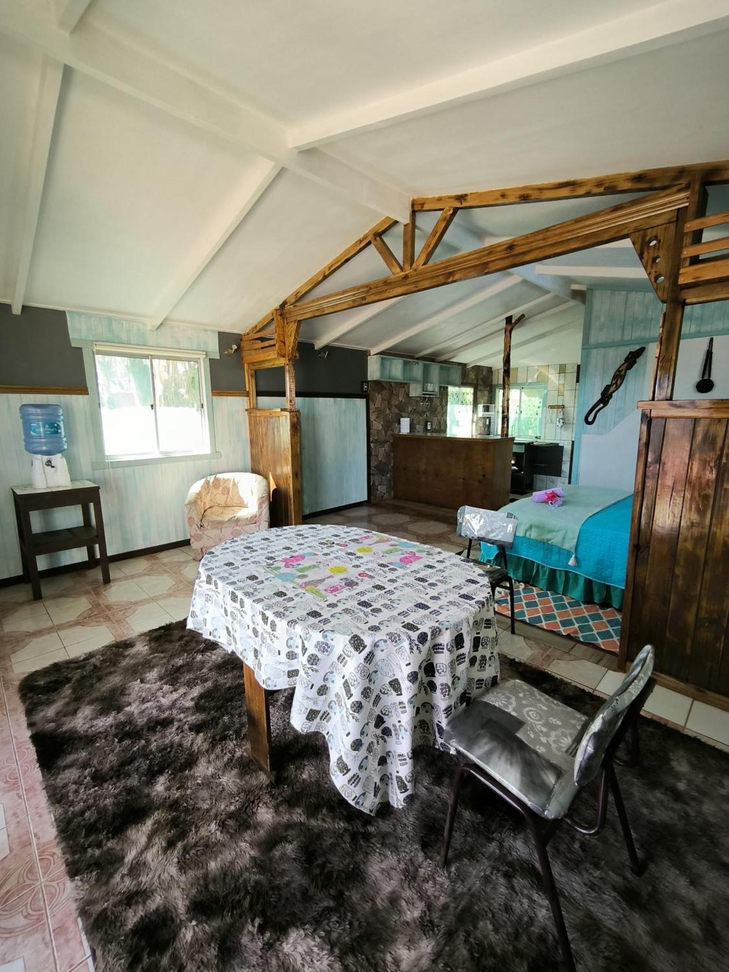 Cabanas Kitai Hanga Roa Esterno foto