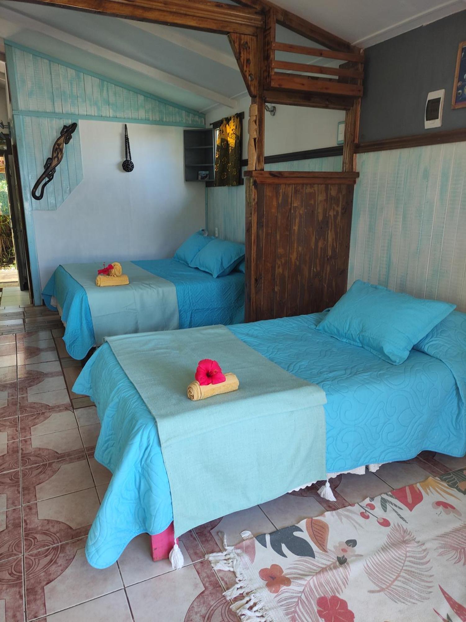 Cabanas Kitai Hanga Roa Esterno foto
