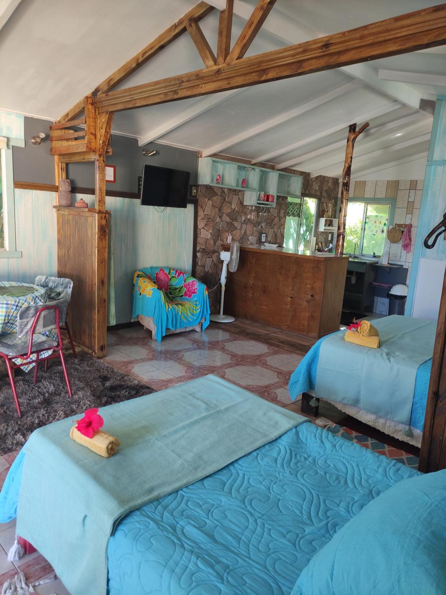 Cabanas Kitai Hanga Roa Esterno foto
